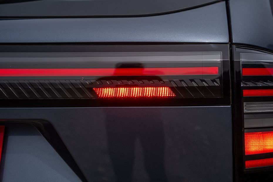 Rear Fog Lamp Image of Tekton
