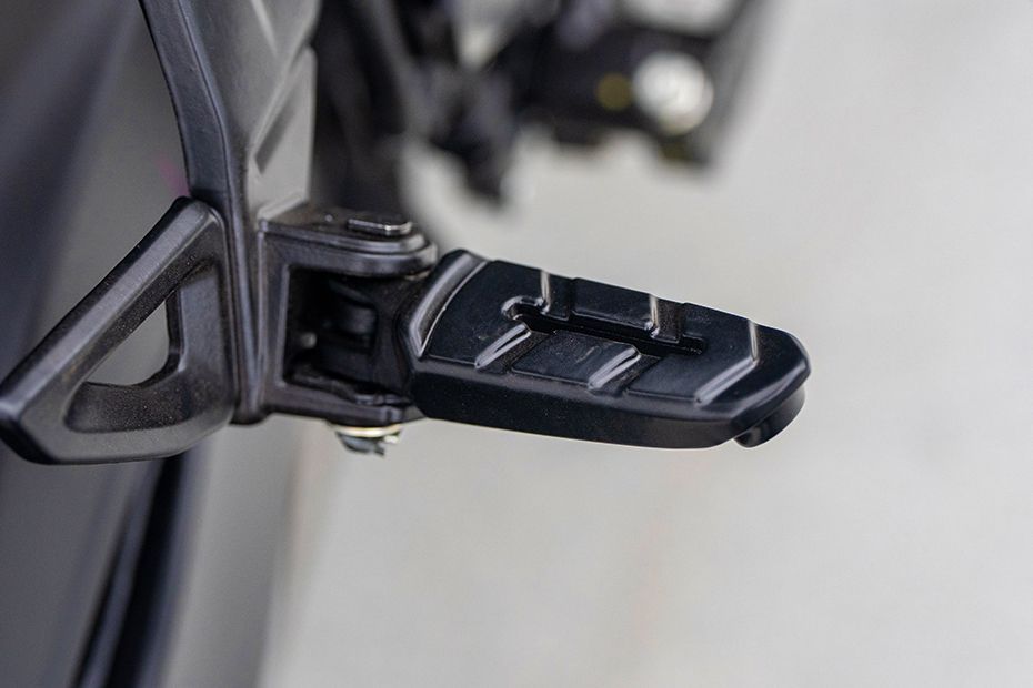 Rear Footpeg of Pulsar NS400Z