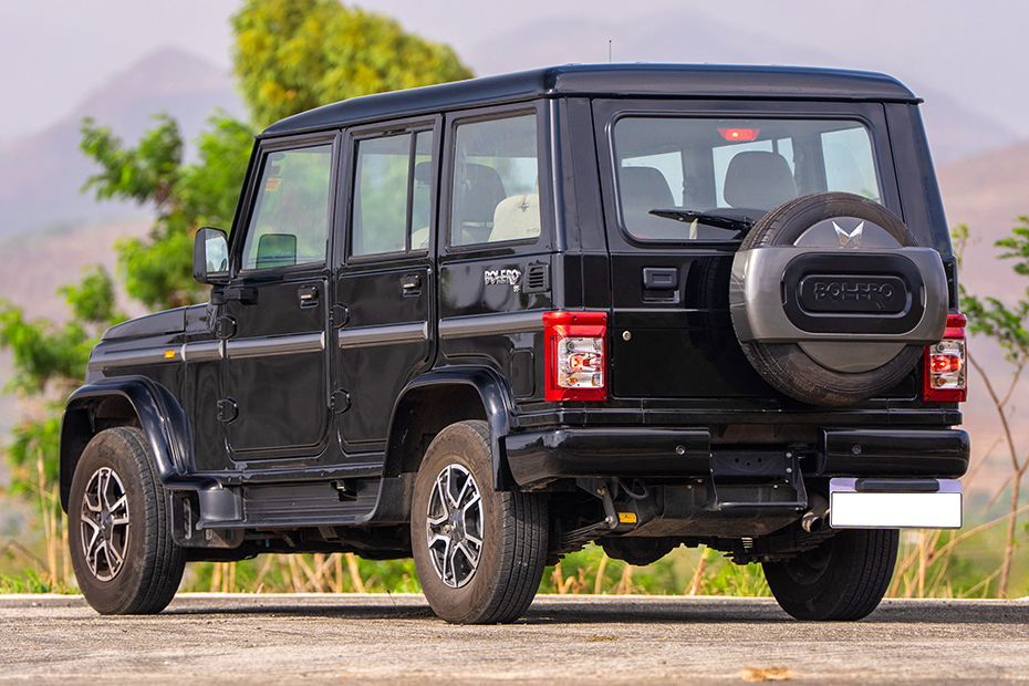 Rear Left Three Quarter View Image of Bolero