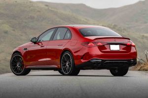 Rear Left Three Quarter View Image of AMG E 53