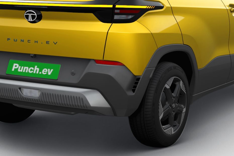 Rear Reflector Image of Punch EV