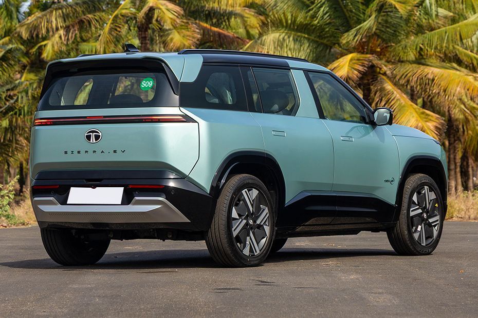 Rear Right Three Quarter View Image of Sierra EV