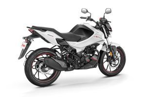 Rear Right Three Quarter View of Xtreme 160R
