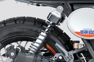 Rear Suspension of Bear 650
