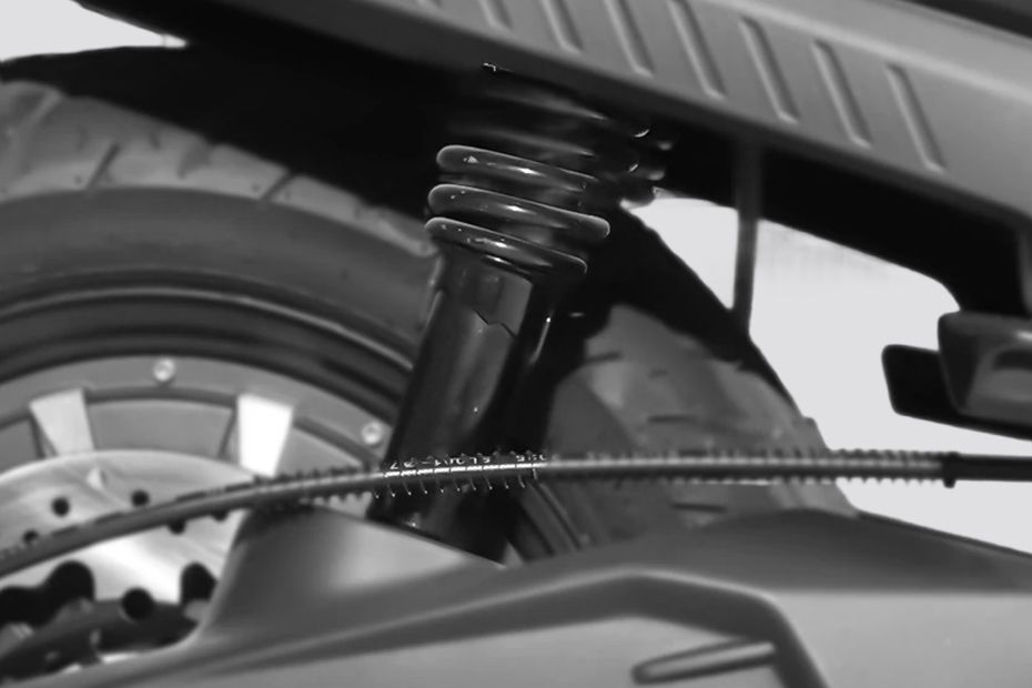 Rear Suspension of Lucka