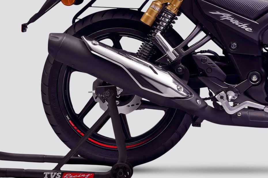 Rear Tyre of Apache RTR 180