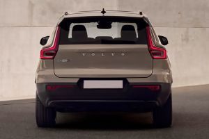 Rear View Image of EX40