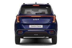 Rear View Image of Carens Clavis