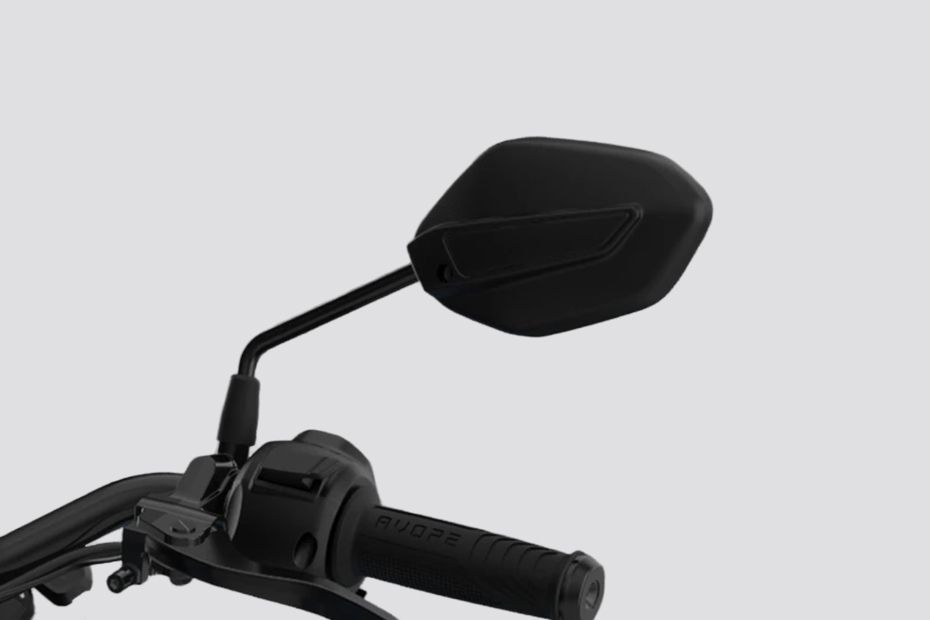 Rear View Mirror(Front View) of Model_