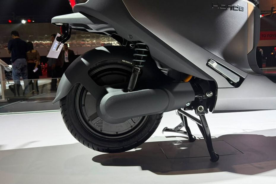Rear Wheel of QC3