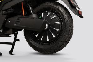 Rear Wheel of Lucka