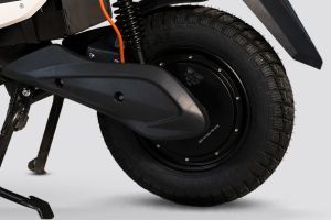 Rear Wheel of Neu
