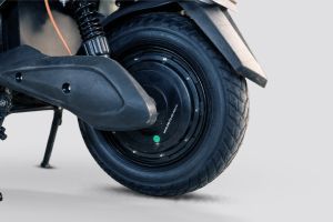 Rear Wheel of Duster