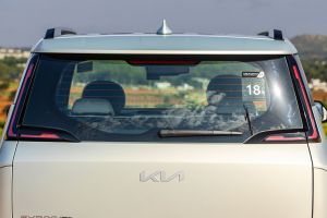Rear WindShield Image of Syros EV