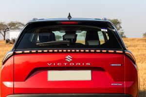 Rear WindShield Image of Victoris