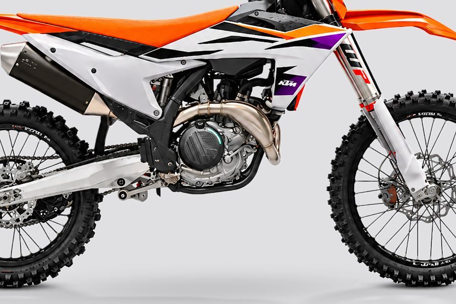 Engine (Right) of 450 SX-F