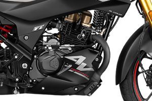 Engine (Right) of Xtreme 160R 4V