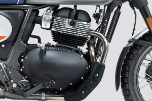 Engine (Right) of Bear 650