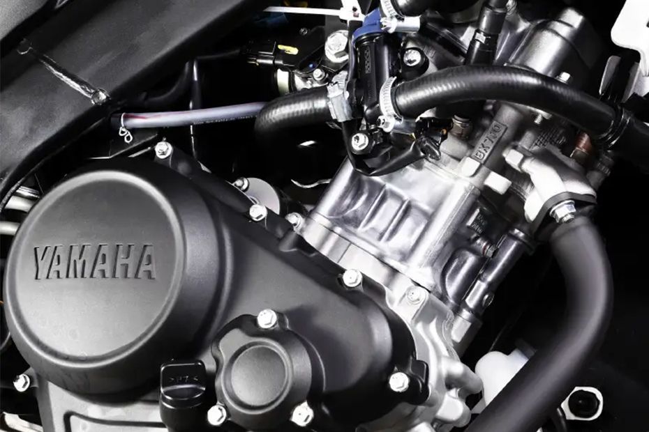 Engine (Right) of R15S