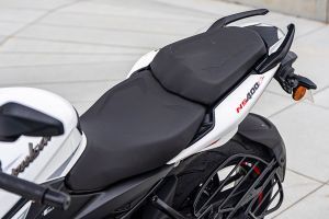 Seat of Pulsar NS400Z