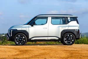 Side Profile View (Left) Image of Syros EV