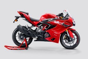 Side Profile View (Right) of Apache RR 310