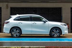 Side Profile View (Right) Image of ZR-V