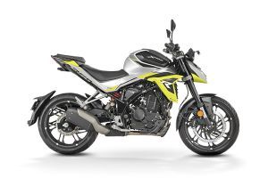 Side Profile View (Right) of Xtreme 250R