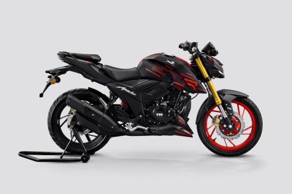 Side Profile View (Right) of Apache RTR 200 4V