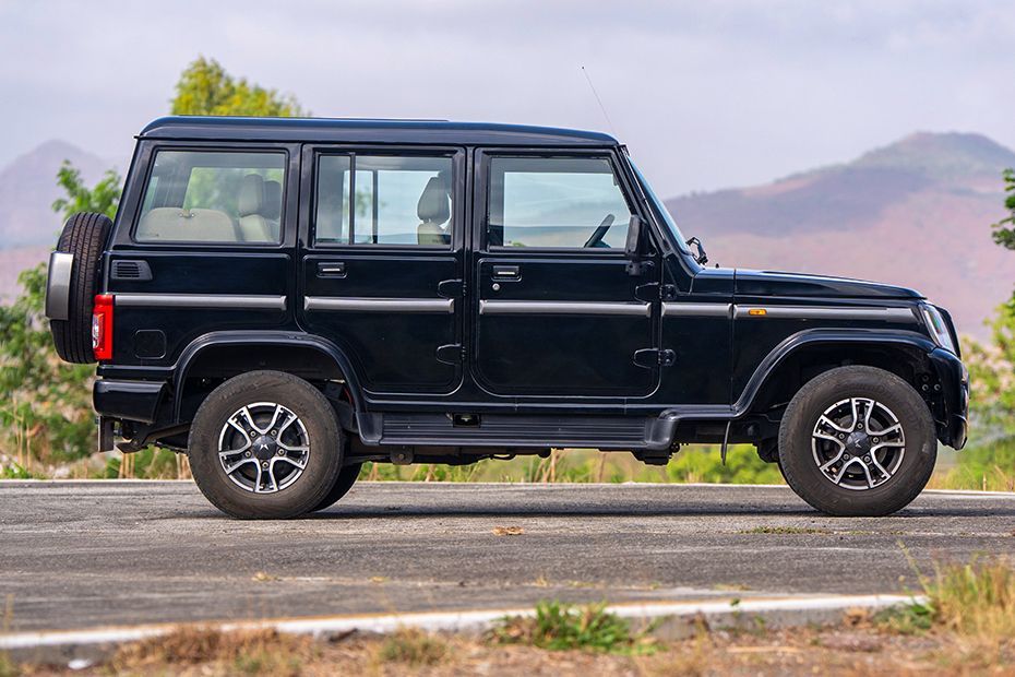 Side Profile View (Right) Image of Bolero