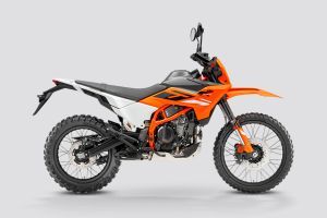 Side Profile View (Right) of 390 Enduro R