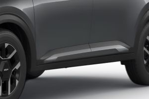 Side Skirt Image of Carens Clavis EV
