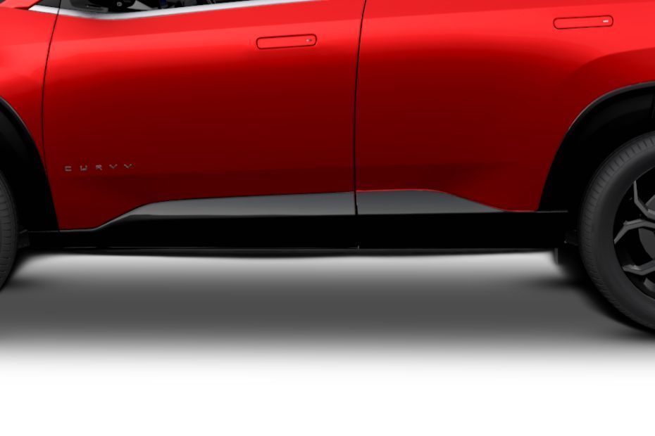 Side Skirt Image of Curvv