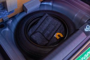 Spare Tyre Image of Syros EV
