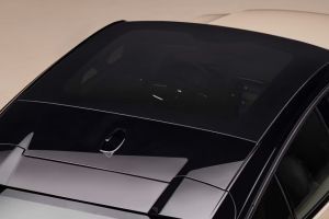 Sunroof (Outside View) Image of EC40