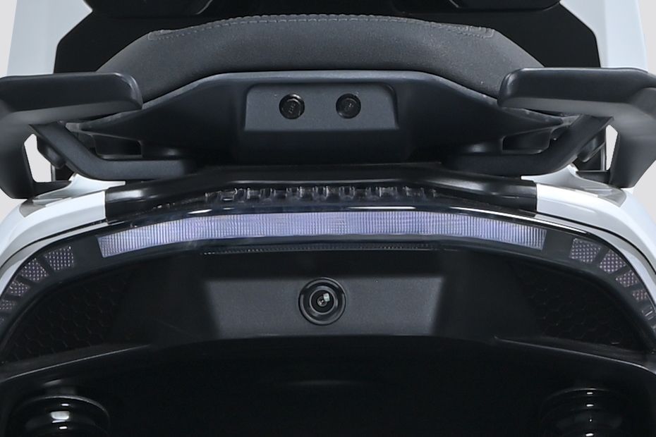 Tail Lamp of Hypevolt-R