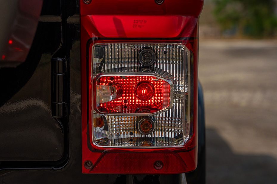 Taillight Image of Bolero