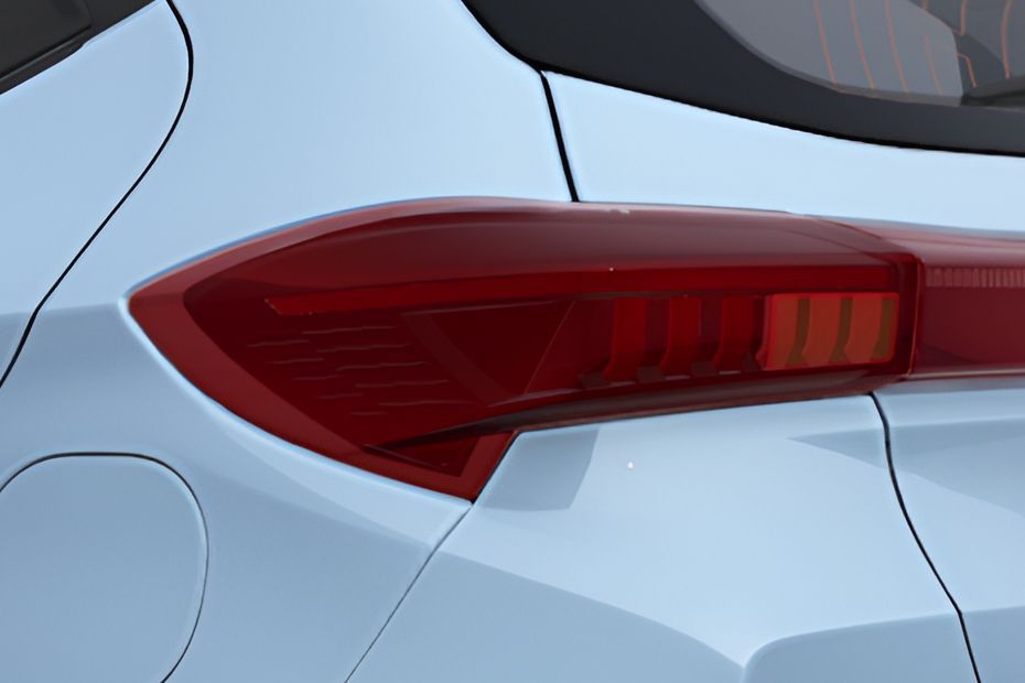 Taillight Image of Tiago