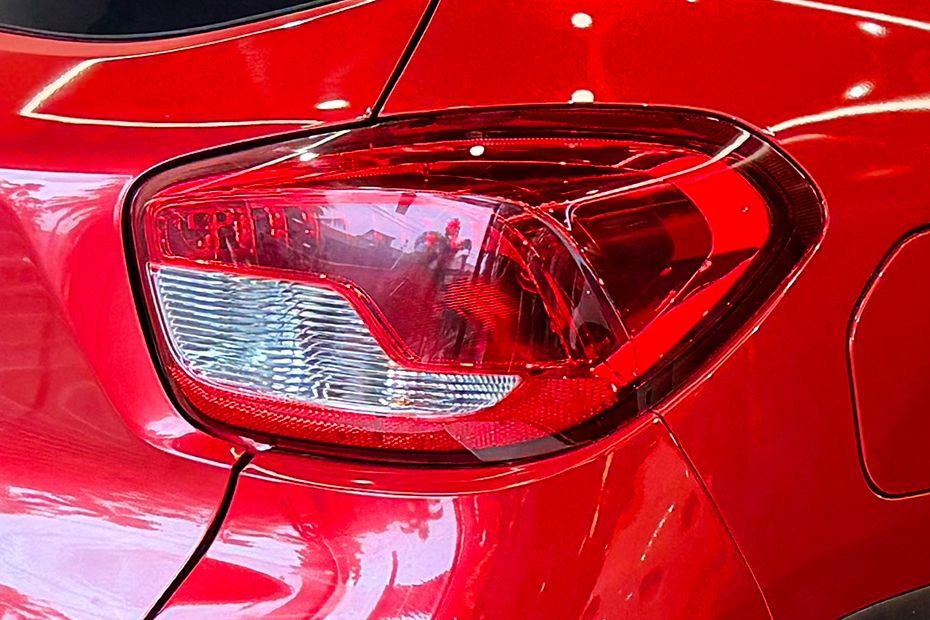 Taillight Image of KWID