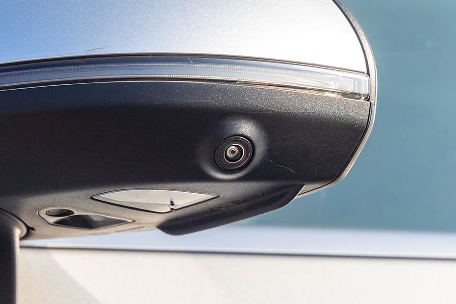 360 Degree Camera (Left) Image of GLC