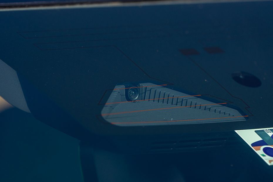 ADAS: Front Camera Image of Duster