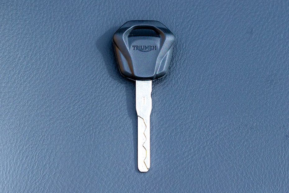 Key (Back) of Tracker 400