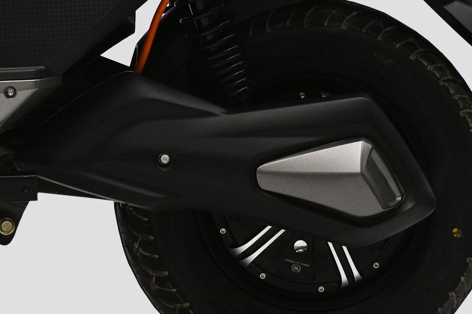 Chain Cover Image of Pace