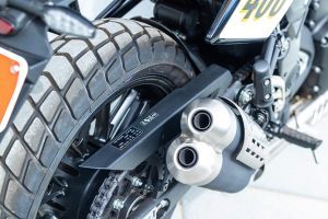 Chain Cover Image of Tracker 400