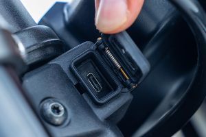 Charging ports of Tracker 400
