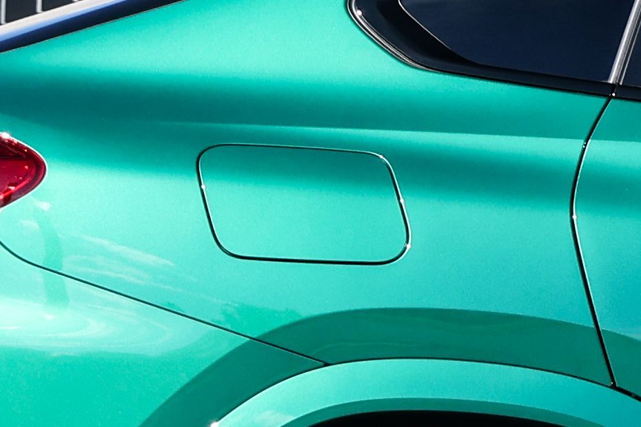 Fuel Lid (Closed) Image of X6