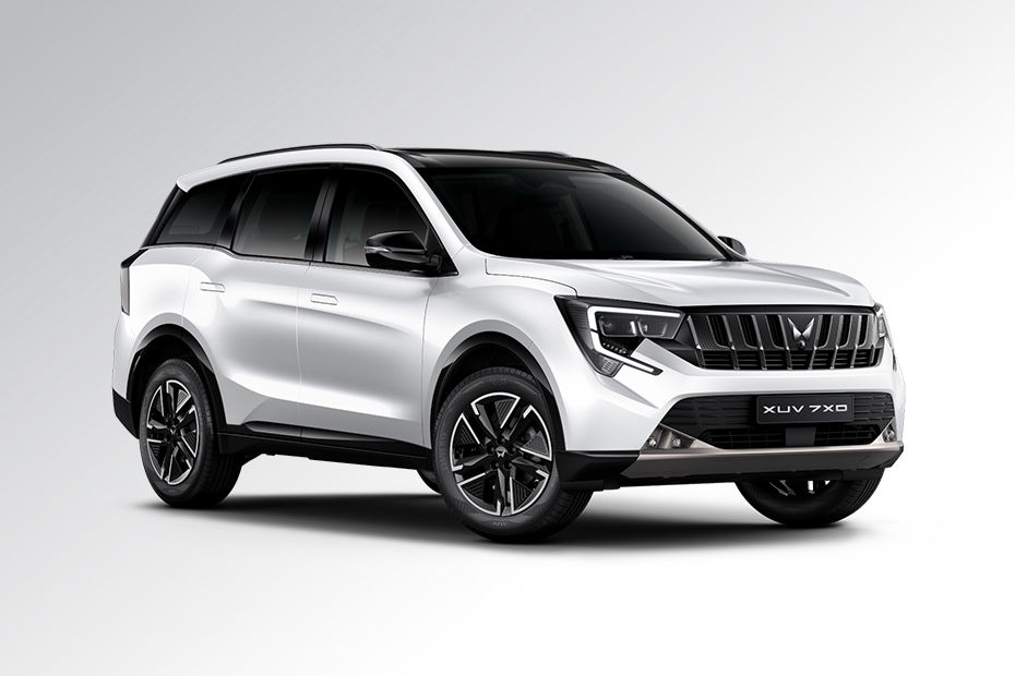 Mahindra XUV 7XO EVEREST-WHITE-STHBLK colour