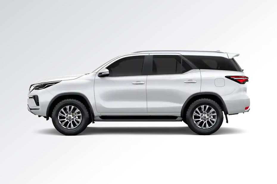 Toyota Fortuner Platinum-White-Pearl colour