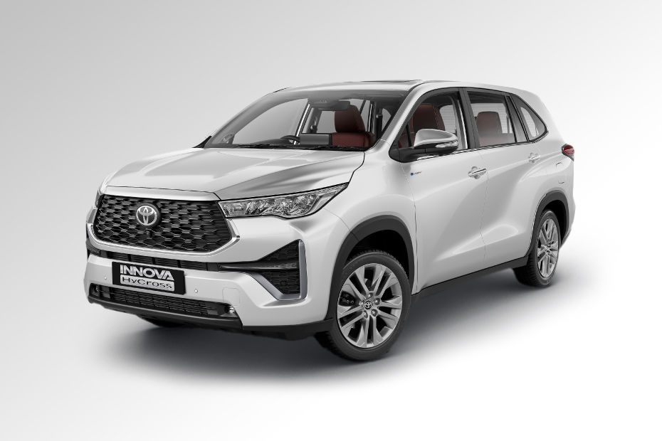Toyota Innova Hycross Super-White colour