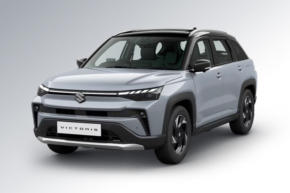 Maruti Victoris Splendid-Silver-With-Bluish-Black-Roof colour